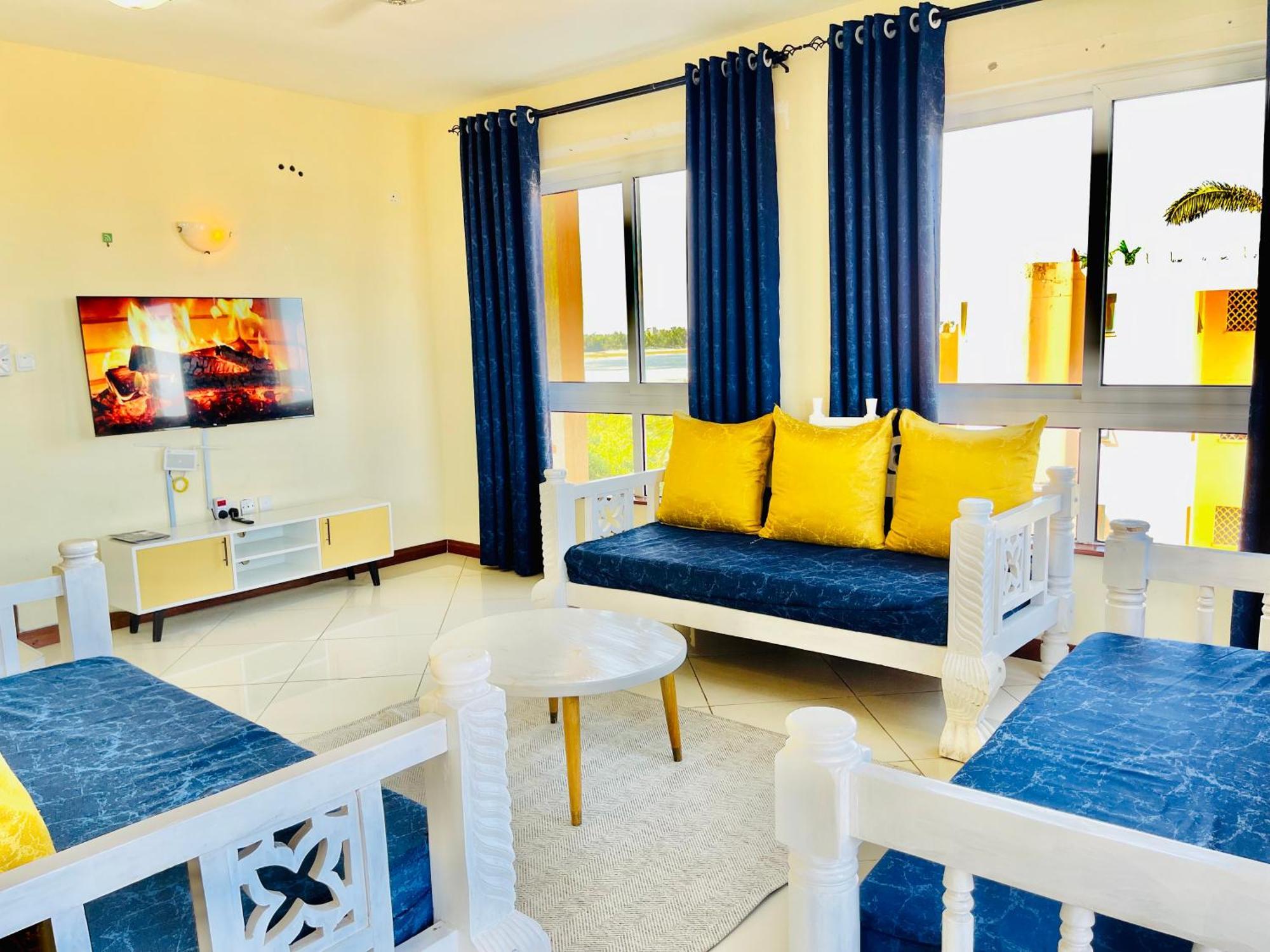 Elna'S Nyali - Work & Unwind - Pool, Sea Views, Ac & Fast Wi-Fi Mombasa Exterior foto