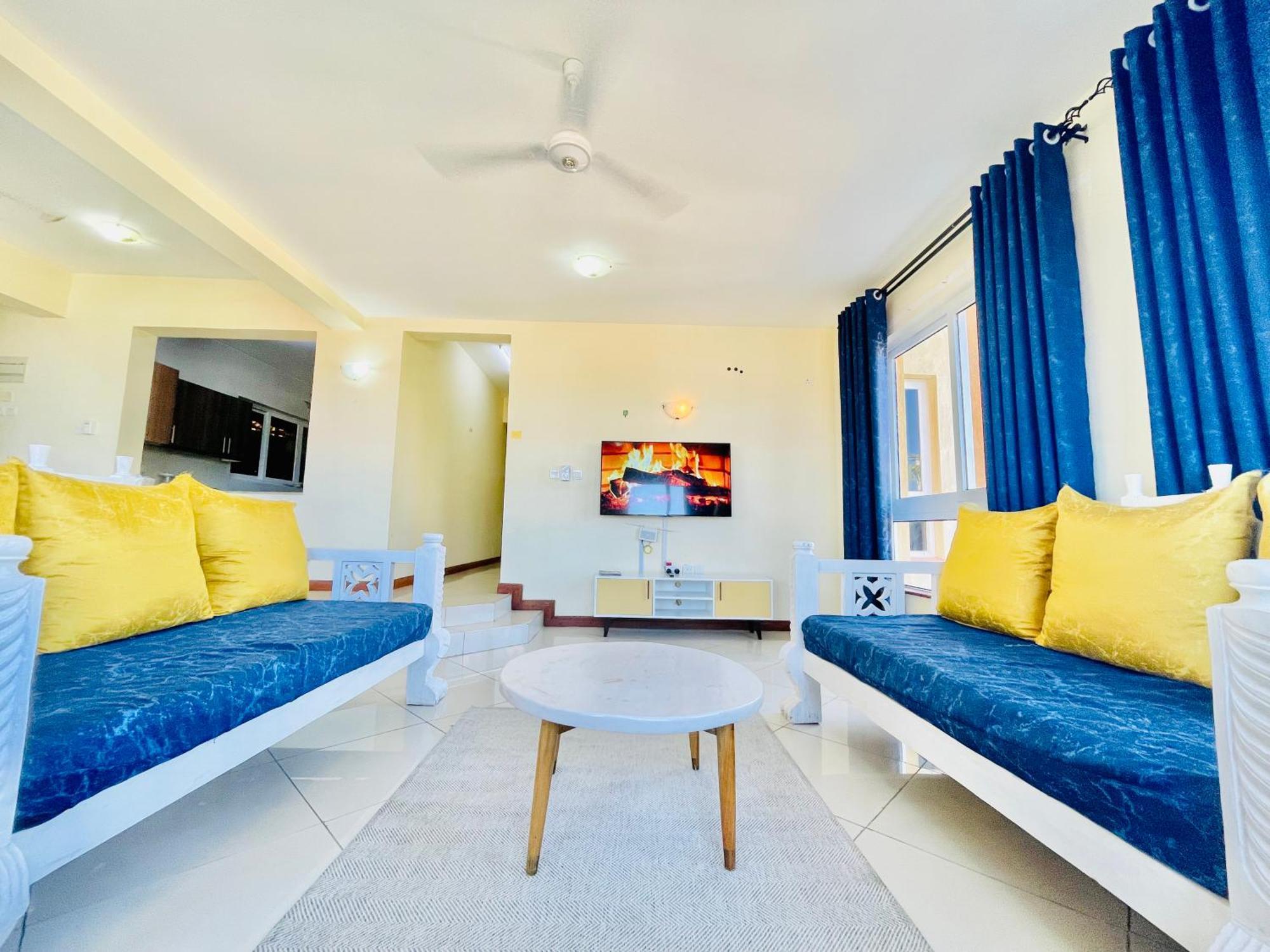 Elna'S Nyali - Work & Unwind - Pool, Sea Views, Ac & Fast Wi-Fi Mombasa Exterior foto