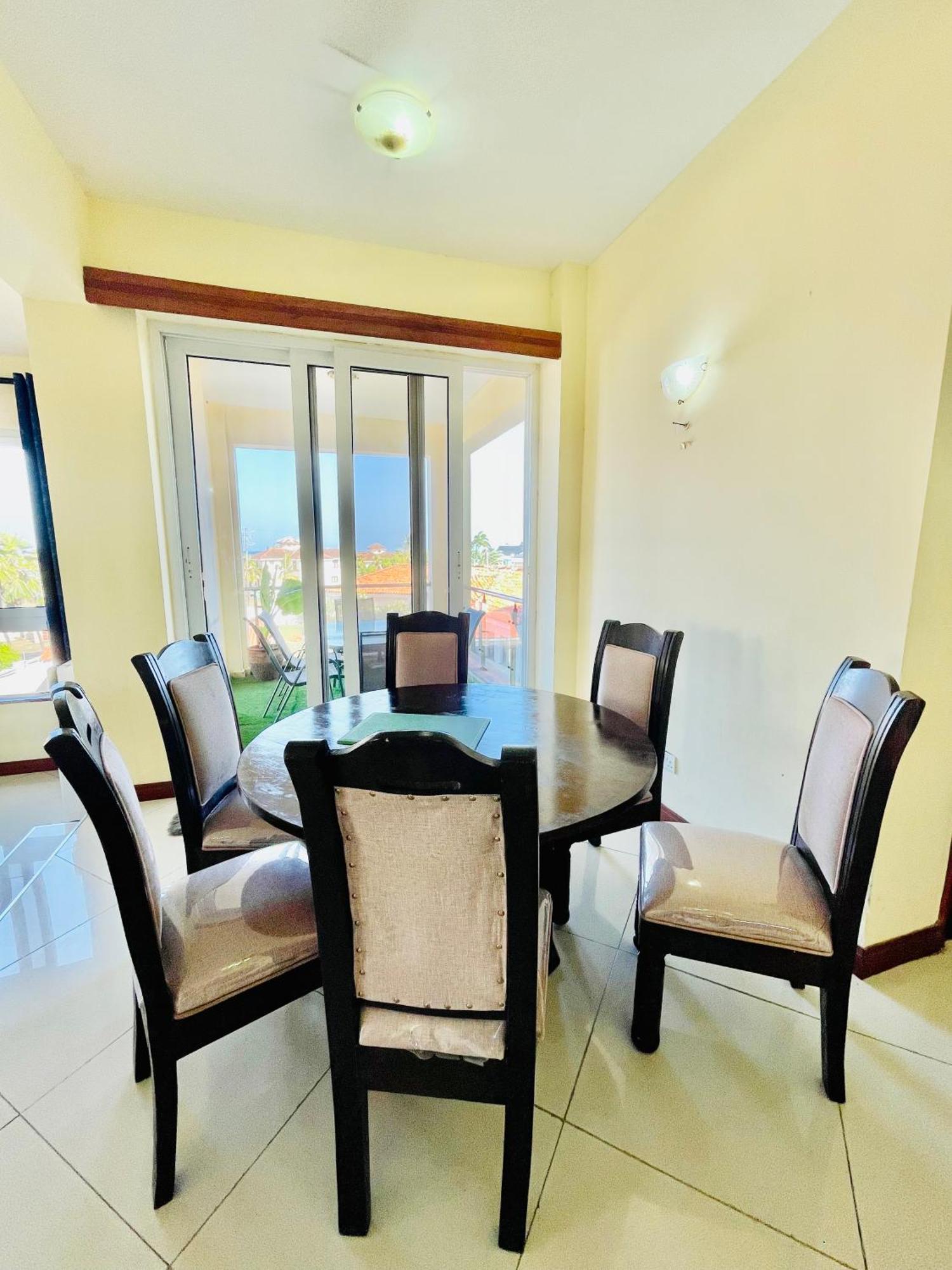 Elna'S Nyali - Work & Unwind - Pool, Sea Views, Ac & Fast Wi-Fi Mombasa Exterior foto