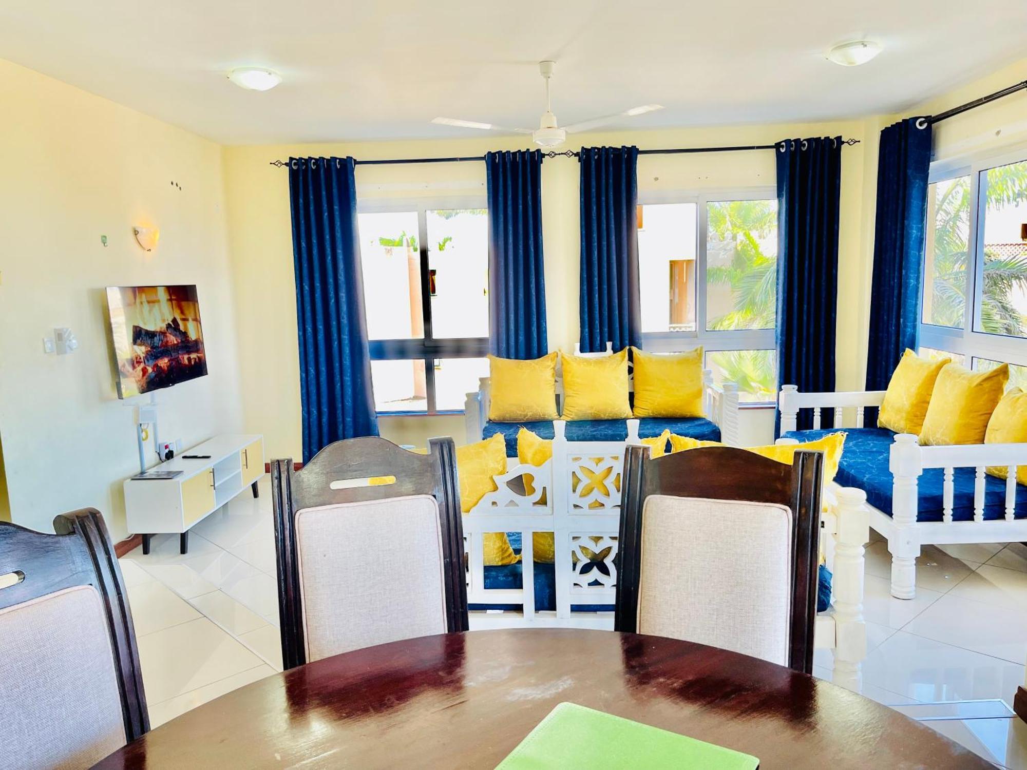 Elna'S Nyali - Work & Unwind - Pool, Sea Views, Ac & Fast Wi-Fi Mombasa Exterior foto