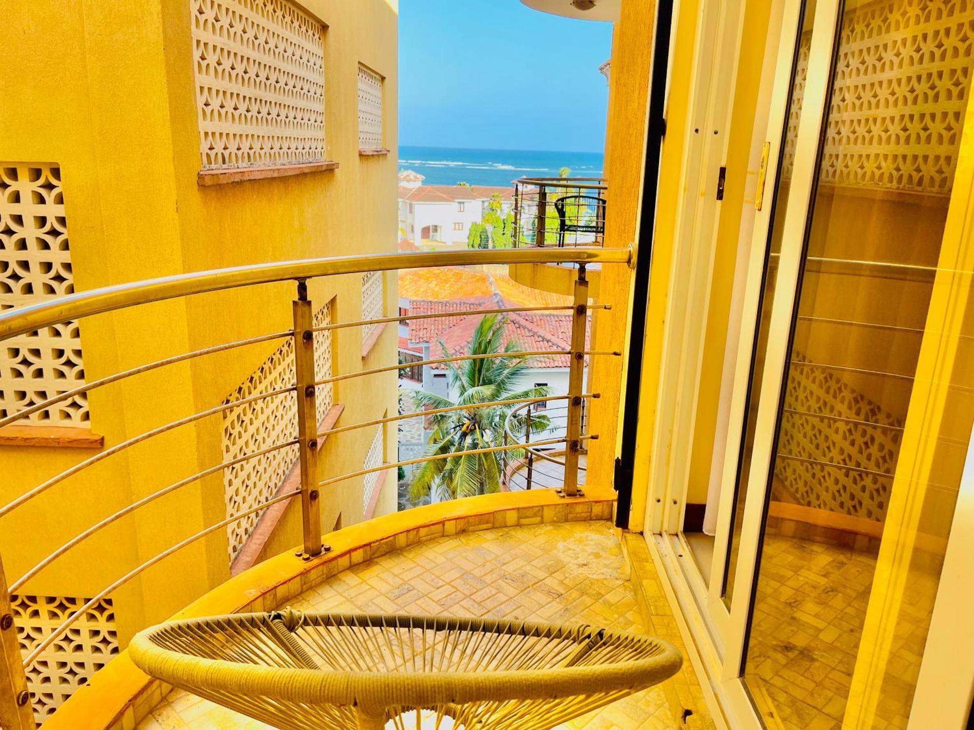 Elna'S Nyali - Work & Unwind - Pool, Sea Views, Ac & Fast Wi-Fi Mombasa Exterior foto