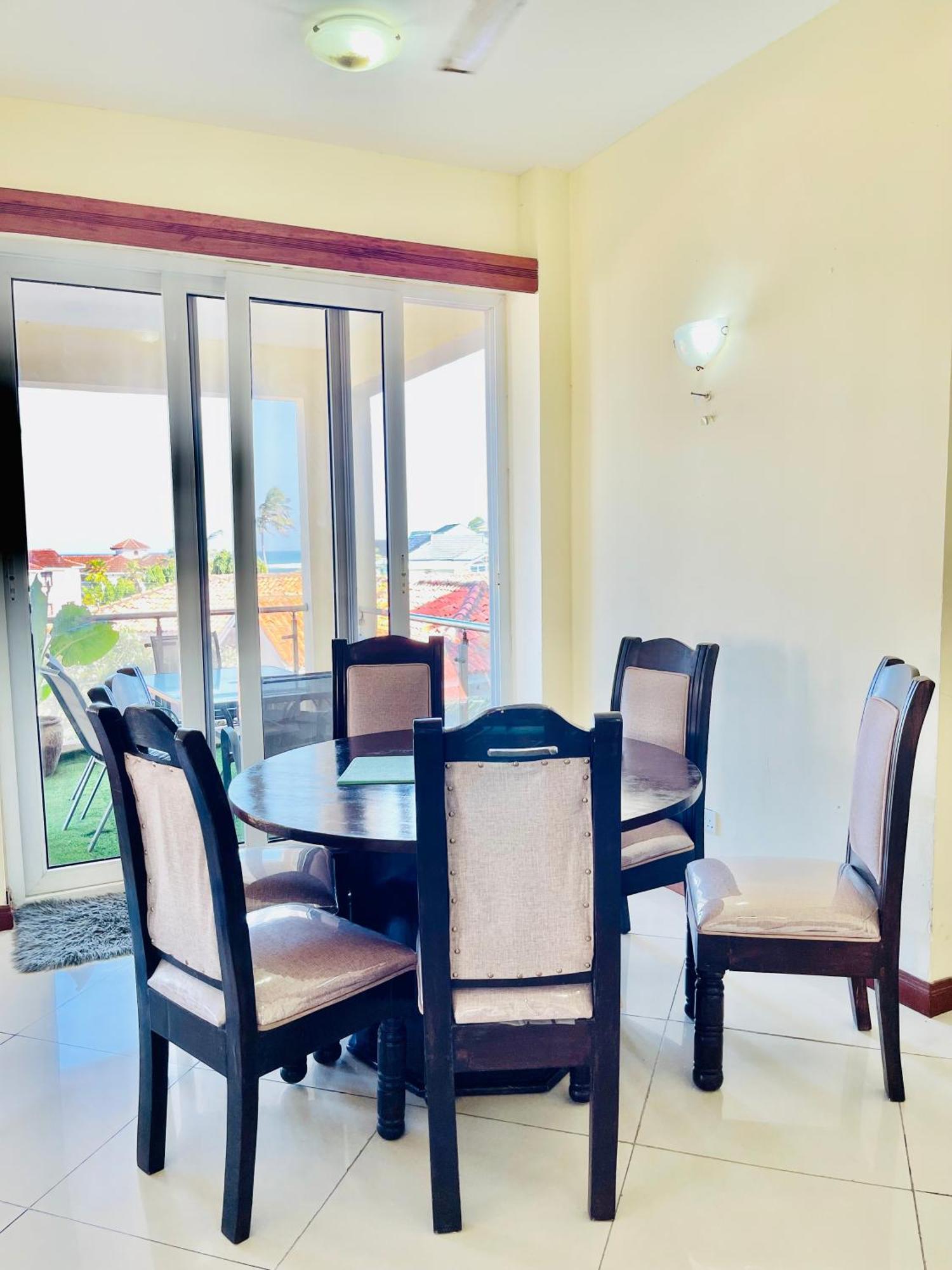 Elna'S Nyali - Work & Unwind - Pool, Sea Views, Ac & Fast Wi-Fi Mombasa Exterior foto