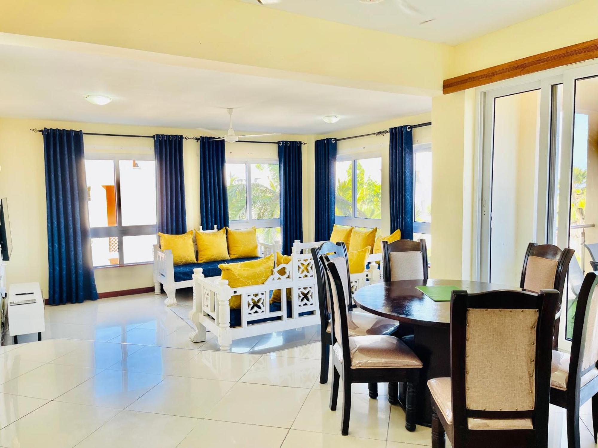 Elna'S Nyali - Work & Unwind - Pool, Sea Views, Ac & Fast Wi-Fi Mombasa Exterior foto
