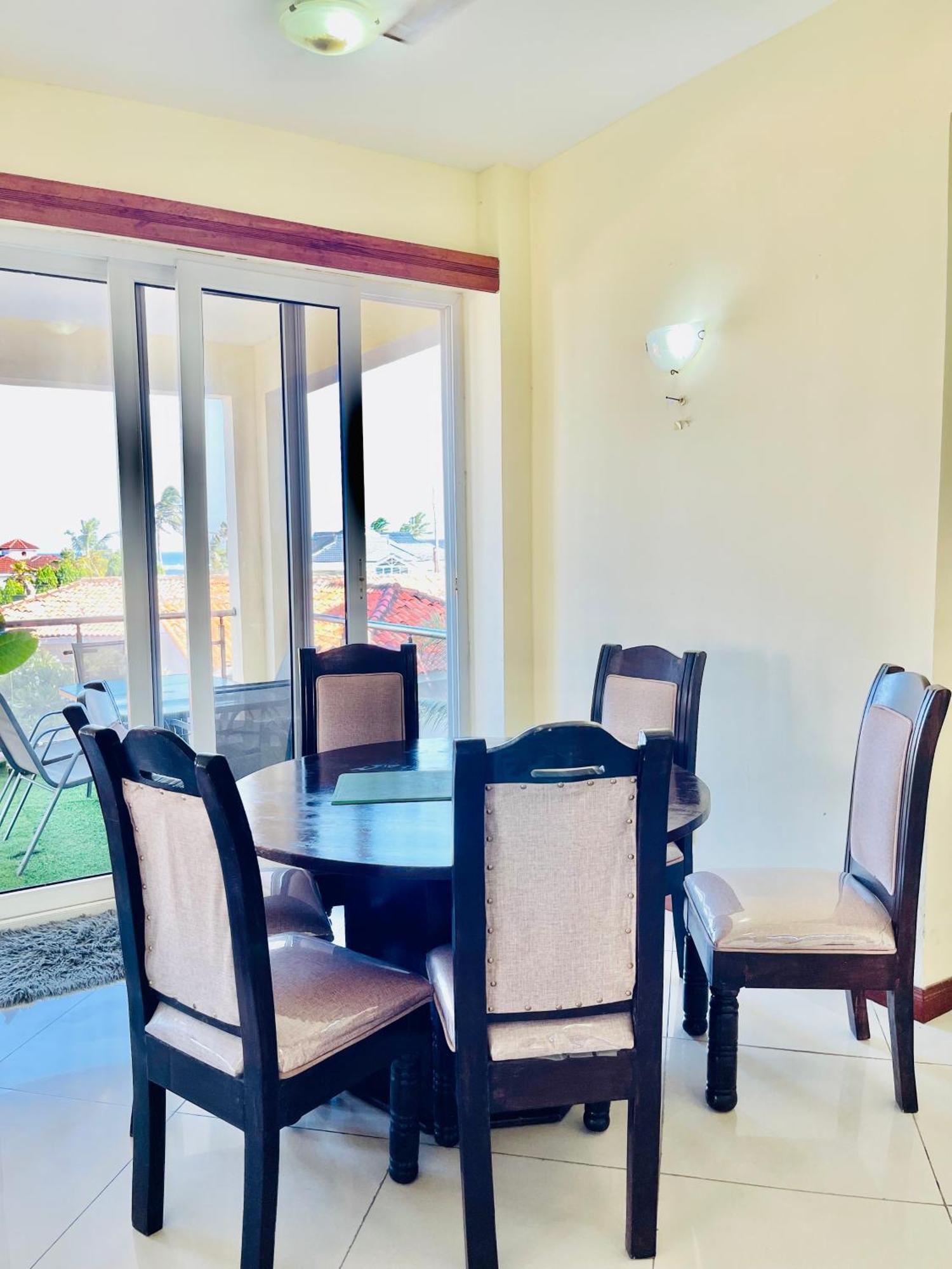 Elna'S Nyali - Work & Unwind - Pool, Sea Views, Ac & Fast Wi-Fi Mombasa Exterior foto